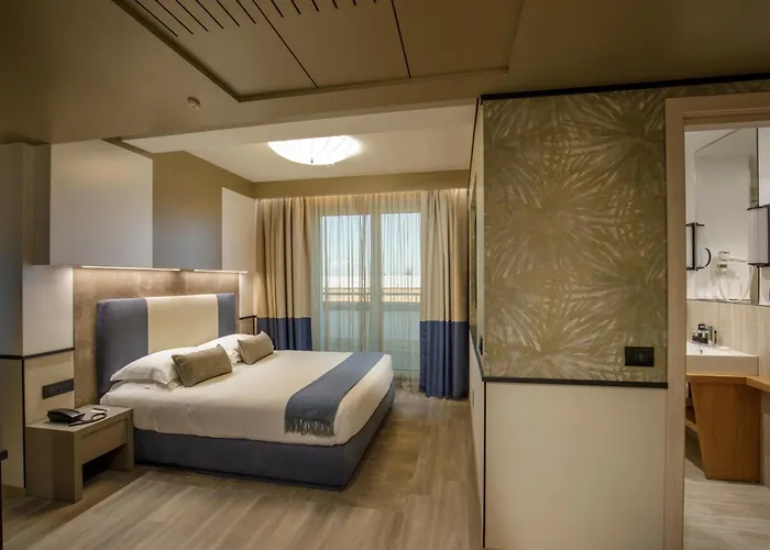 Hotel Domidea 4*
