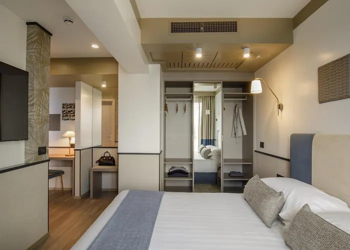 Domidea Hotel